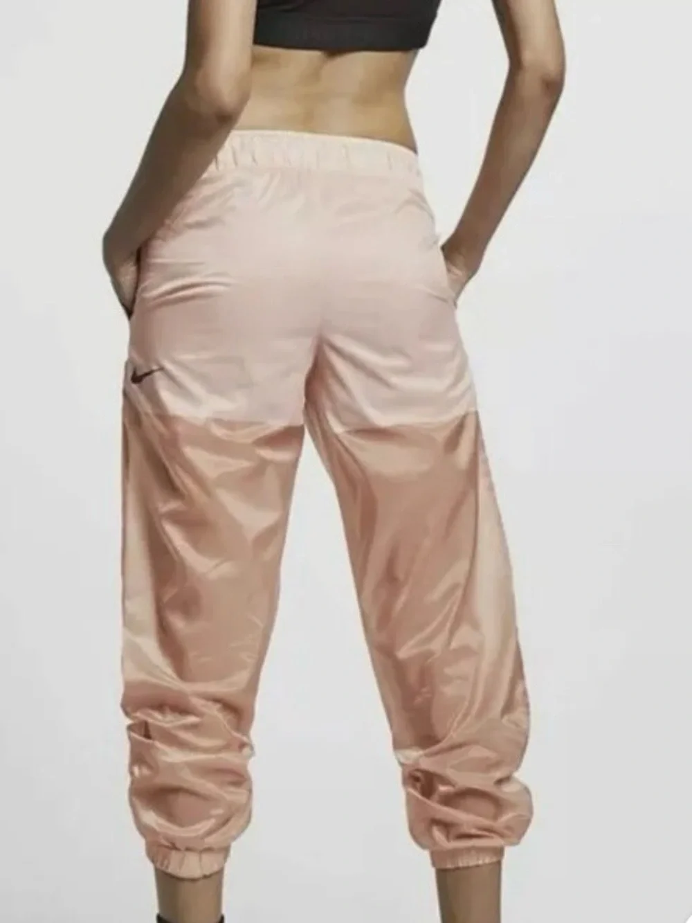 NIKE SPORTSWEAR WOMENS TECH PACK